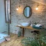 Le Clos Des Flaneries Bouy