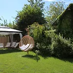 Le Clos Des Flaneries Guest house 3*