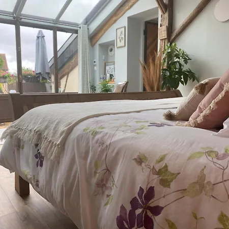 Le Clos Des Flaneries Bouy