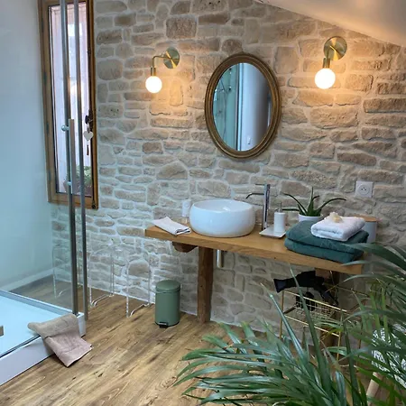 Le Clos Des Flaneries Bouy