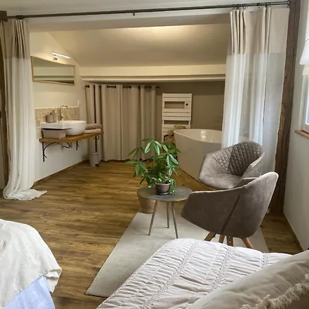 Le Clos Des Flaneries Guest house Bouy