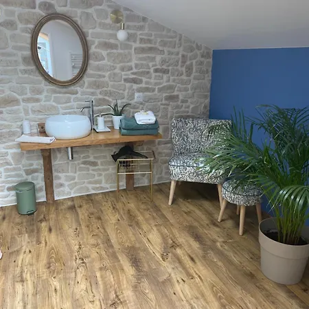 Le Clos Des Flaneries Gæstehus